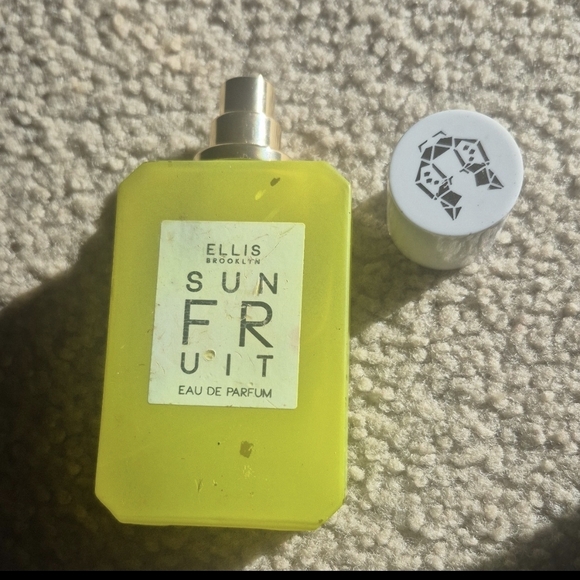 Ellis Brooklyn Sun Fruit - Picture 2 of 4